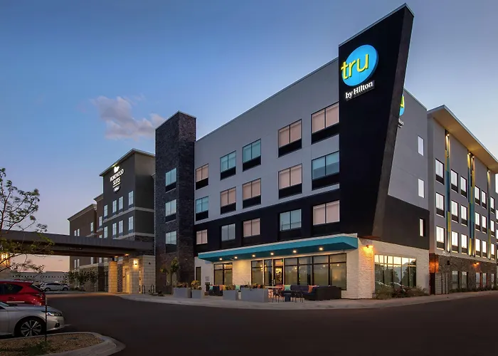 Tru By Hilton Denver Airport Tower Road